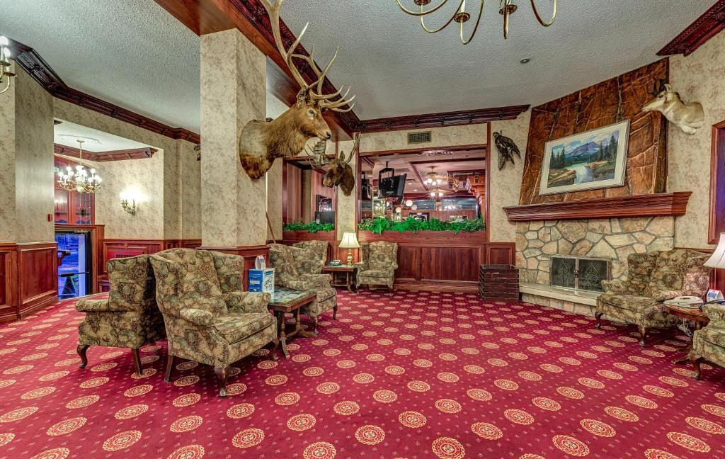 Athabasca Hotel Jasper Buitenkant foto