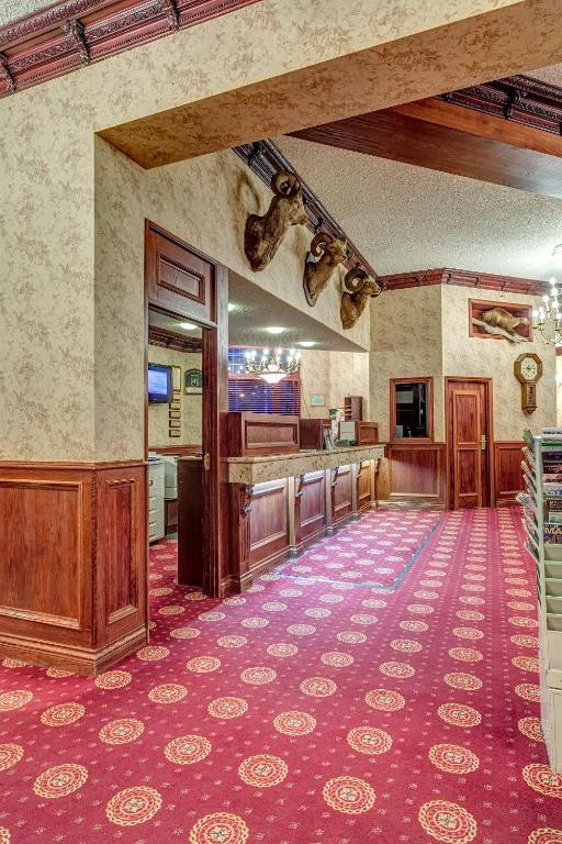 Athabasca Hotel Jasper Buitenkant foto
